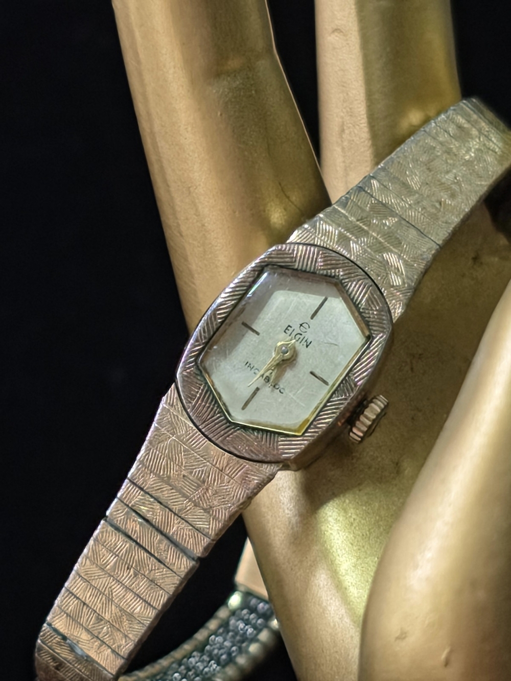 Vintage 1970s Elgin Incabloc Ladies Watch - WORKING